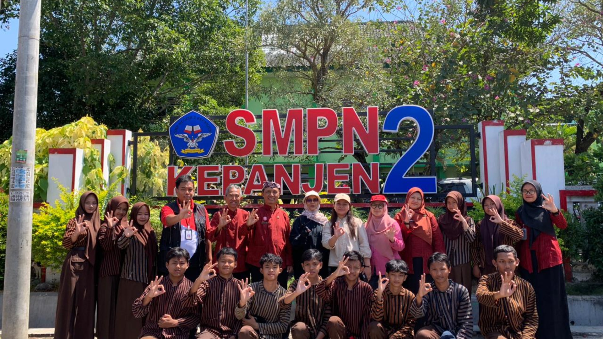 TIM PENILAI ADIPURA  2025  SAMBANGI SEKOLAH ADIWIYATA MANDIRI